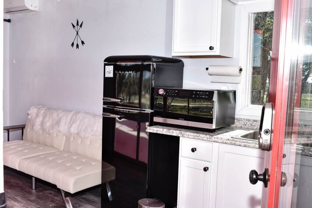 Best Hotel to Stay at for a Bachelorette Party in Fredericksburg Texas