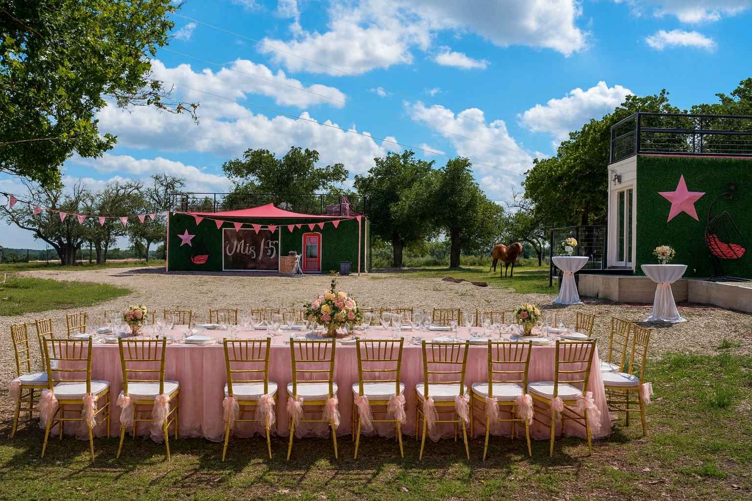 Best Airbnbs to Stay at for Quinceañeras in Fredericksburg Texas