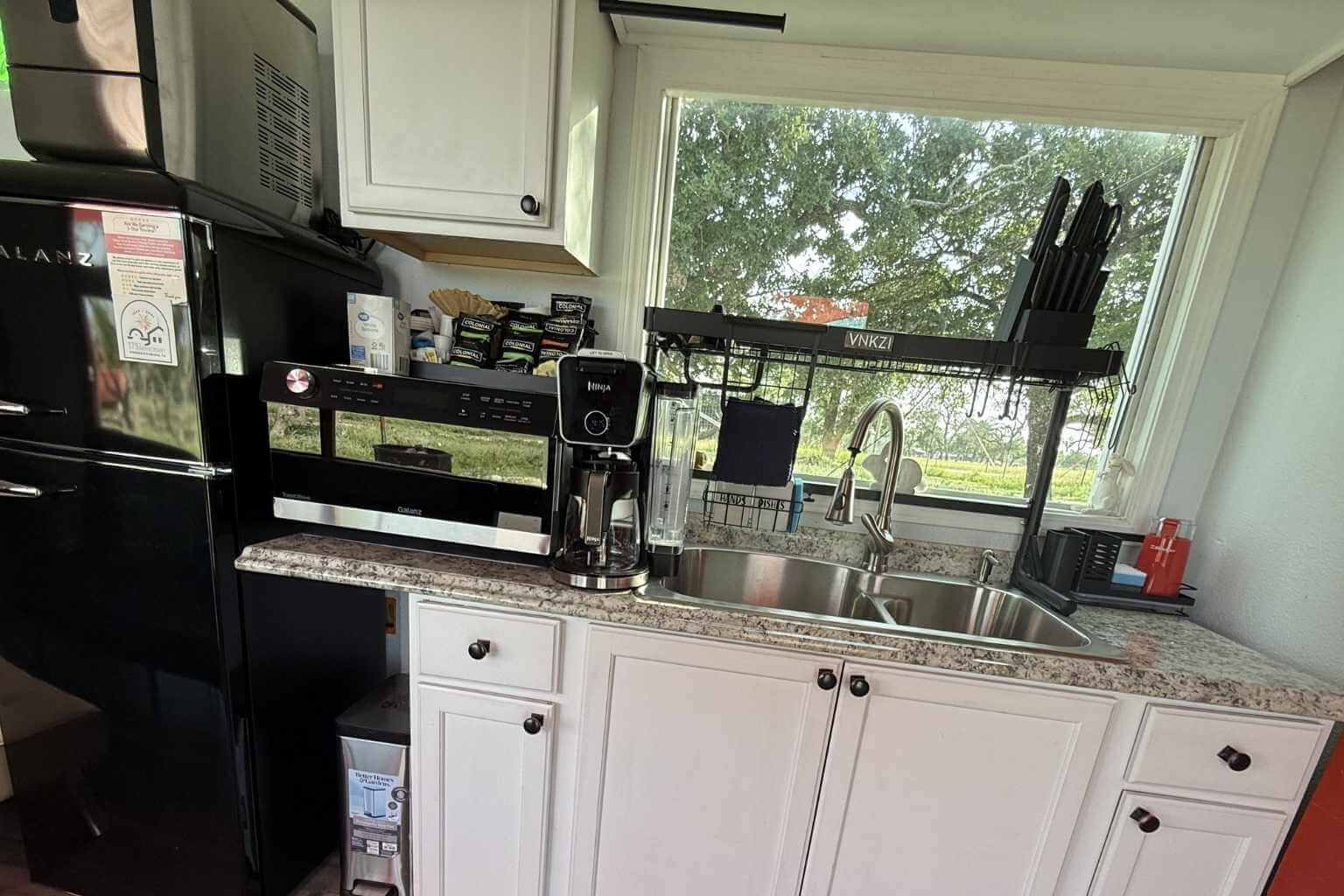 Best Airbnbs to Stay at for the Motorcycle Rally in Hill Country