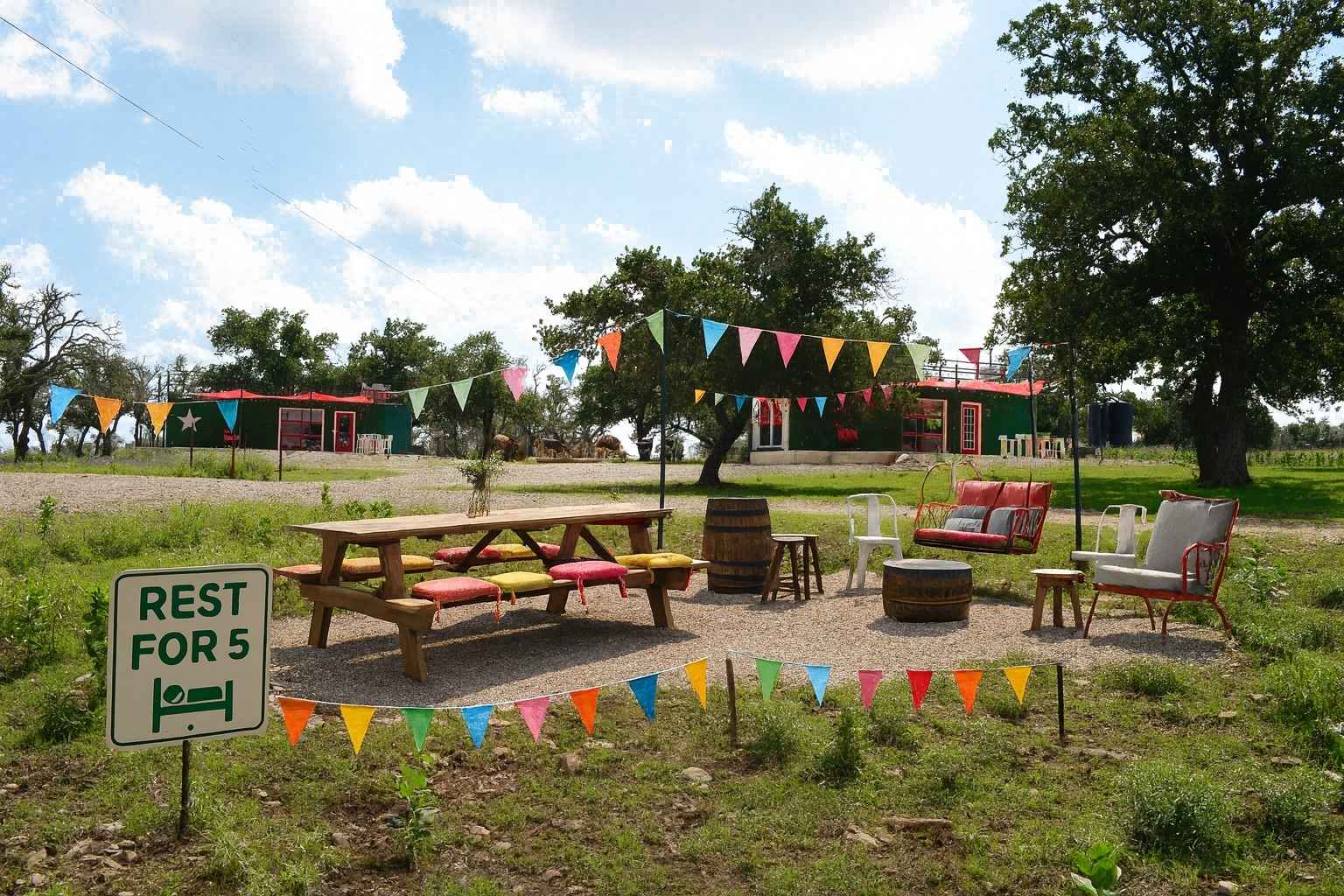 Best Airbnbs to Stay at with a 5th Wheel in Fredericksburg Texas