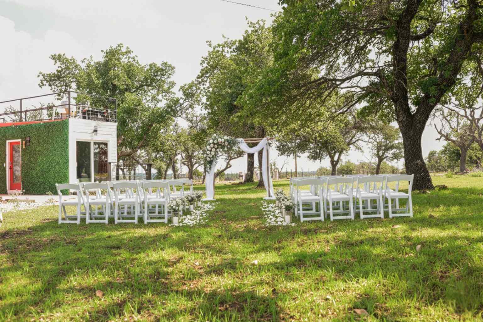 Best BNBs For Wedding Parties To Stay In Fredericksburg Texas