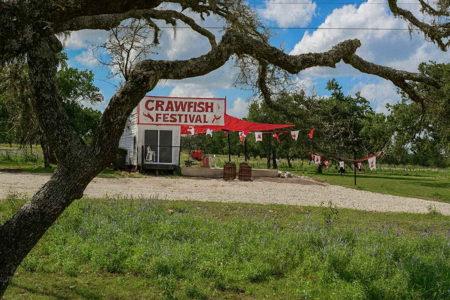 Best BNBs to Stay at for Fredericksburg Crawfish Festival