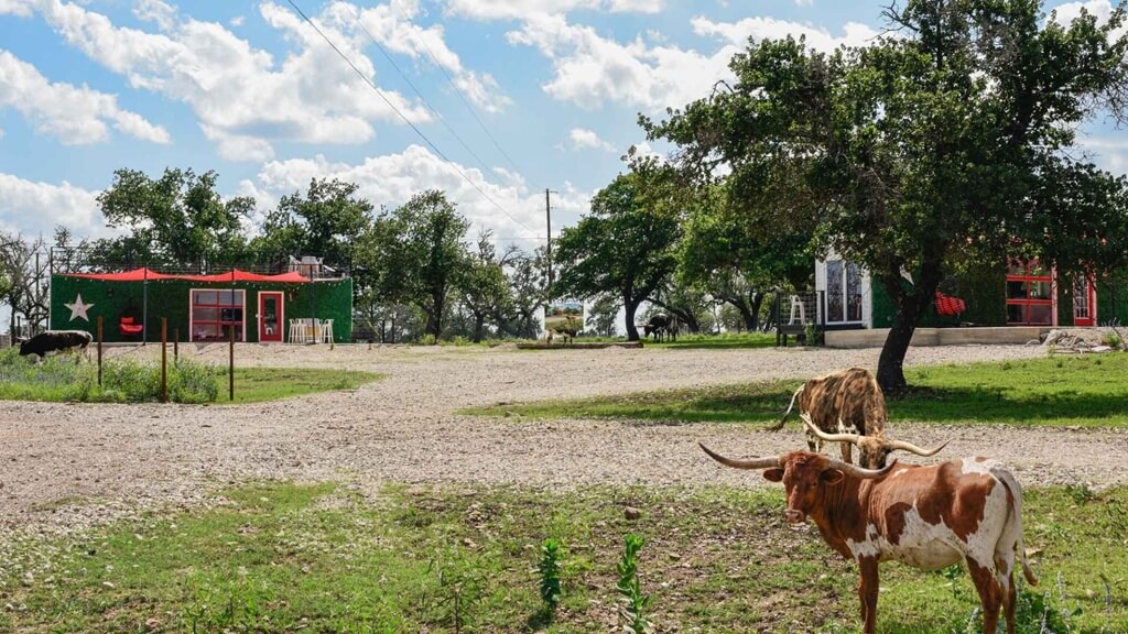 Best Places To Stay For The Texas Mesquite Arts Festival In Fredericksburg Best BNBs to Stay at for the Texas Mesquite Arts Festival in Fredericksburg