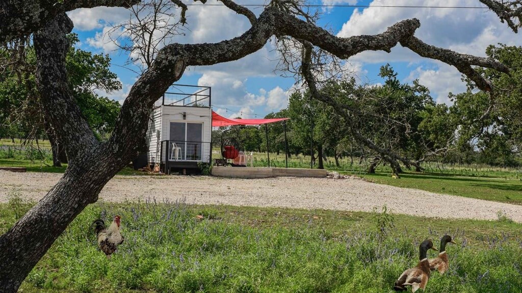 Best Hotels to Stay at for the Bluegrass Festival at Luckenbach Texas