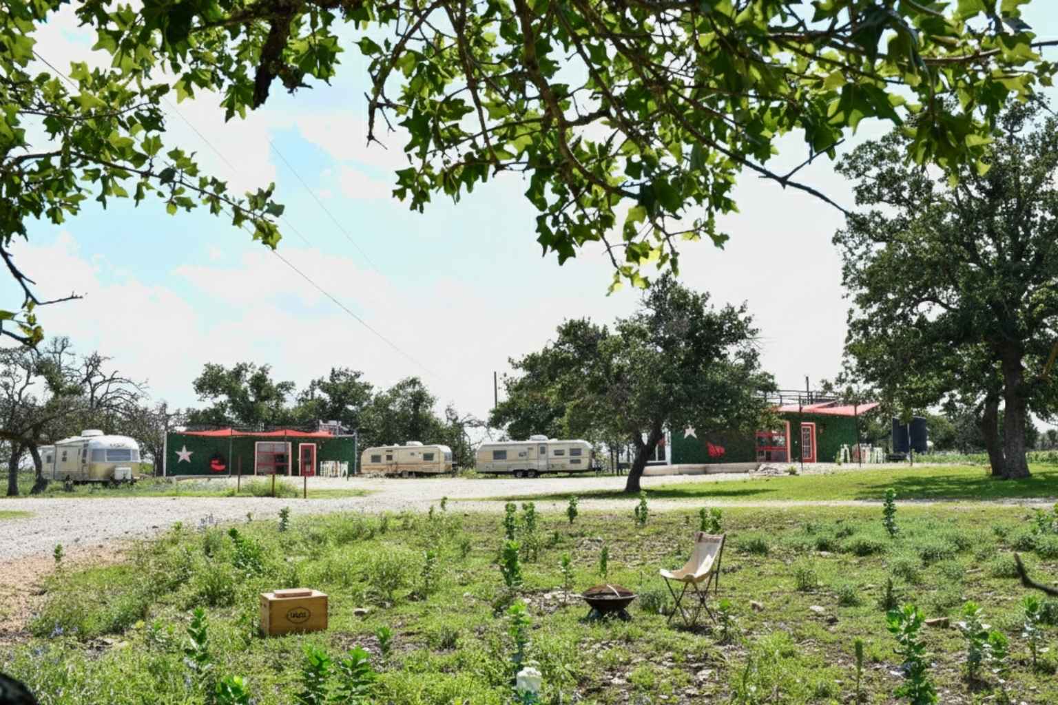 Best Hotels to Stay at with an RV in Fredericksburg Texas