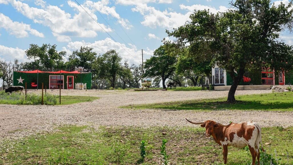 Best Places To Stay For The Craft Beer Festival In Fredericksburg Texas