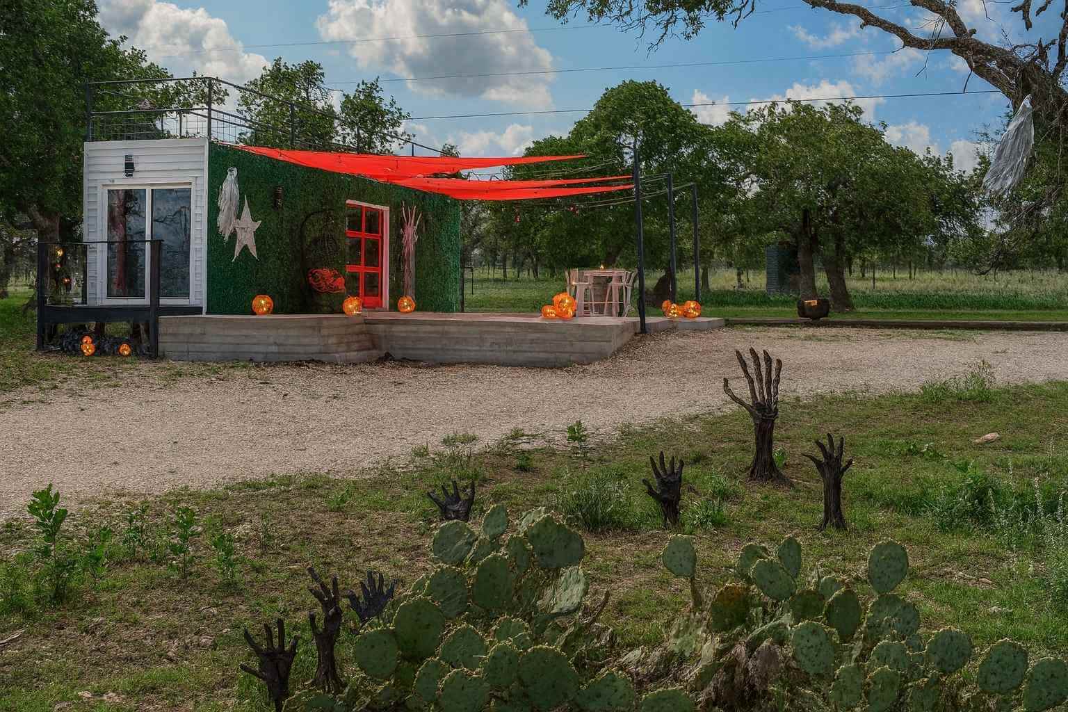 Best Vacation Rentals to Stay at for Halloween in Fredericksburg Texas