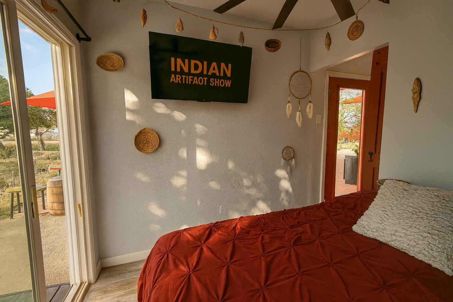 Best BNBs to Stay at for Indian Artifact Show