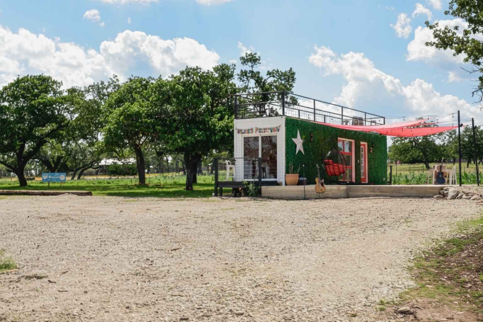 Best BNBs to Stay at for Luckenbach Texas Blues Festival