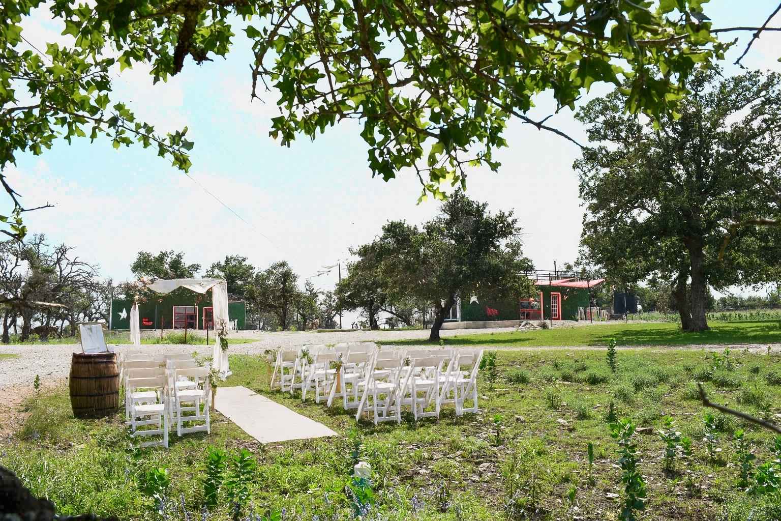 Best Airbnb To Stay At For Weddings In Fredericksburg Texas Best BNBs to Stay at for Weddings in Fredericksburg Texas