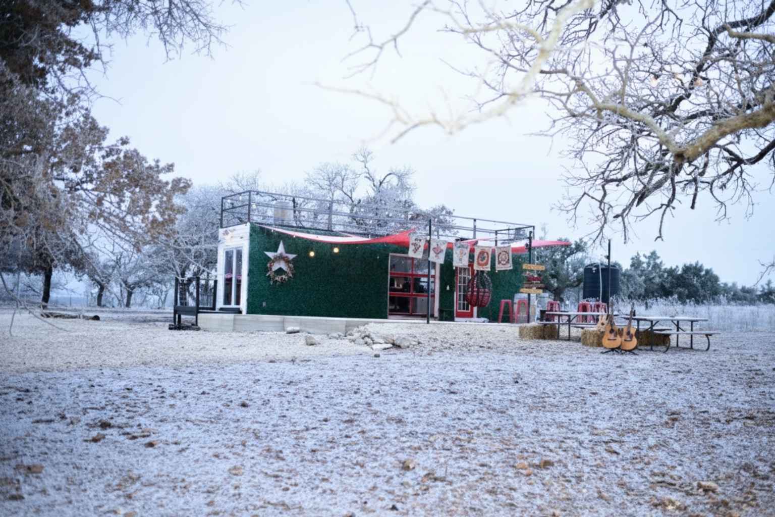 Best Bed And Breakfasts To Stay At For Bluegrass Festival At Luckenbach Texas Best Hotels To Stay At For Bluegrass Festival At Luckenbach Texas