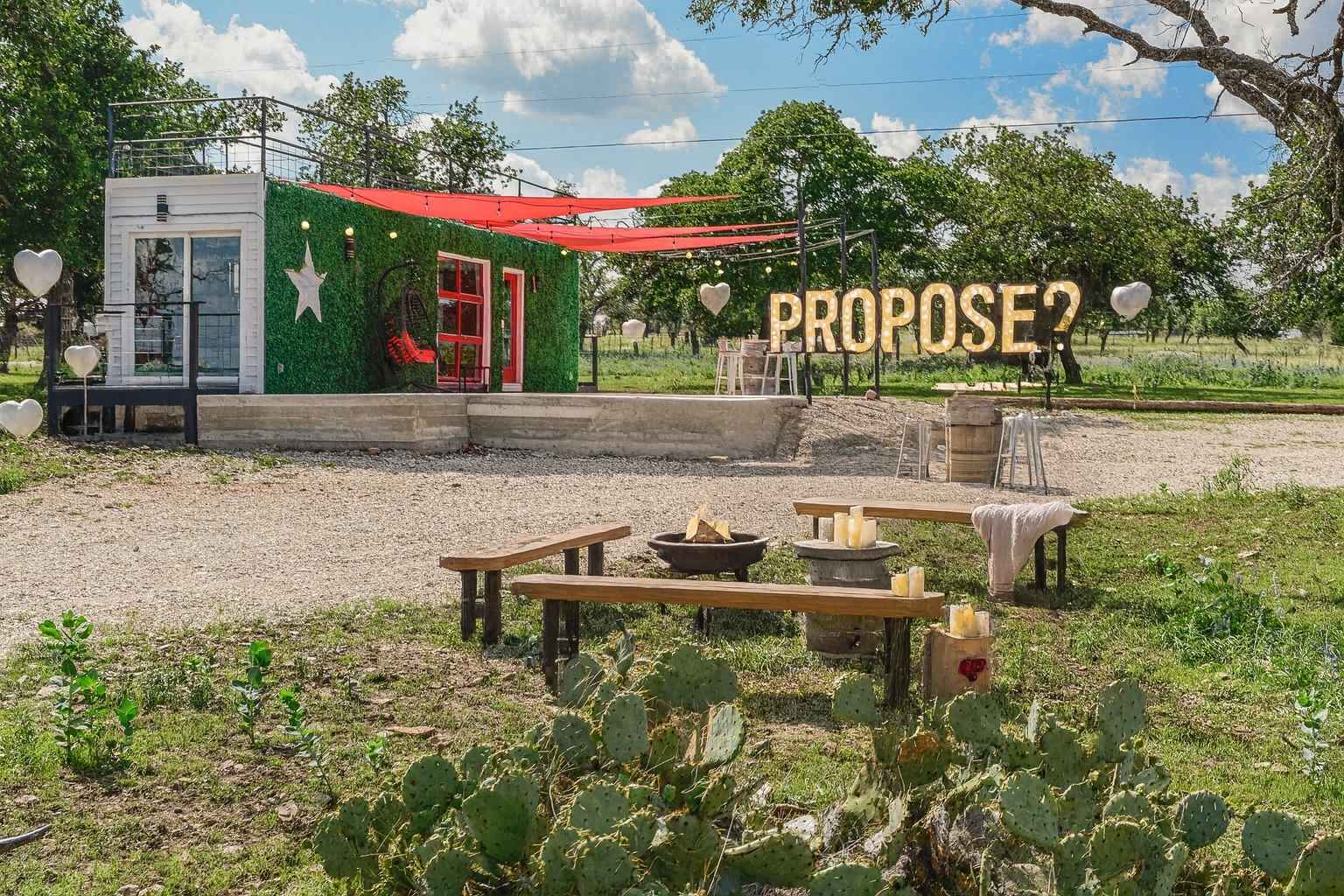 Best Airbnb To Stay At For Proposals In Fredericksburg Texas Best Hotels to Stay at for Proposals in Fredericksburg Texas