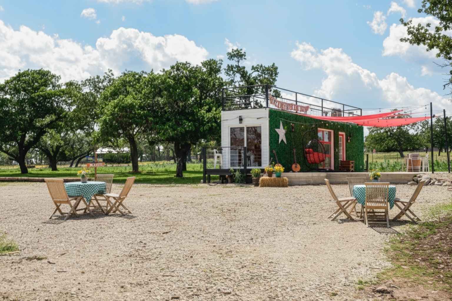Best Bed And Breakfasts To Stay At For Bluegrass Festival At Luckenbach Texas Best Vacation Rentals To Stay At For Bluegrass Festival At Luckenbach Texas