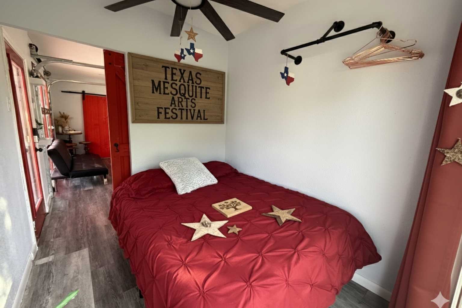 Best Vacation Rentals to Stay at for Texas Mesquite Arts Festival