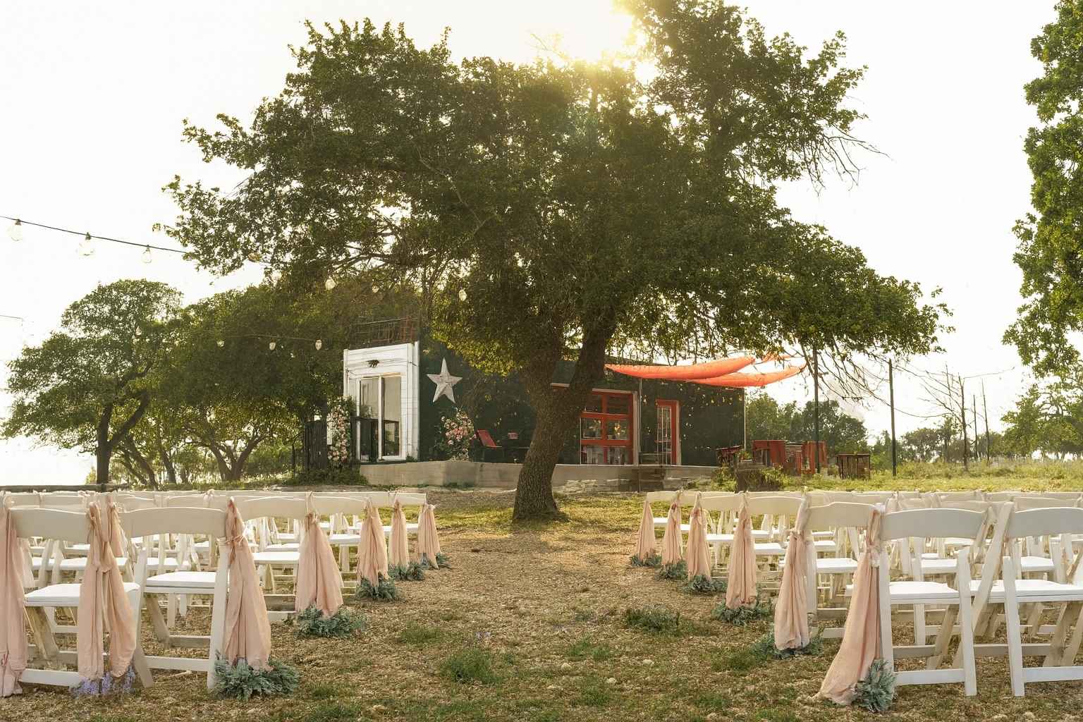 Best Airbnb To Stay At For Weddings In Fredericksburg Texas Top Airbnbs to Stay at for Weddings in Fredericksburg Texas