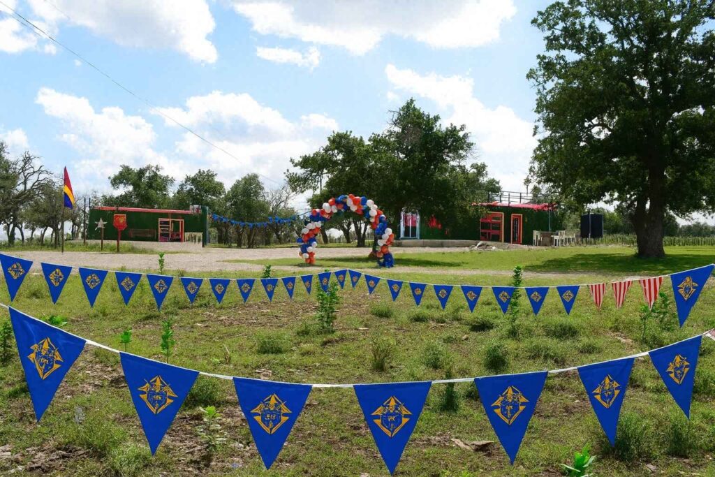 Best Airbnb To Stay At For Knights Of Columbus Bestfest