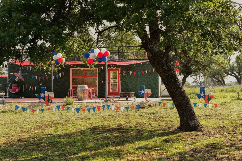 Best Airbnb To Stay At For Texas Mesquite Arts Festival