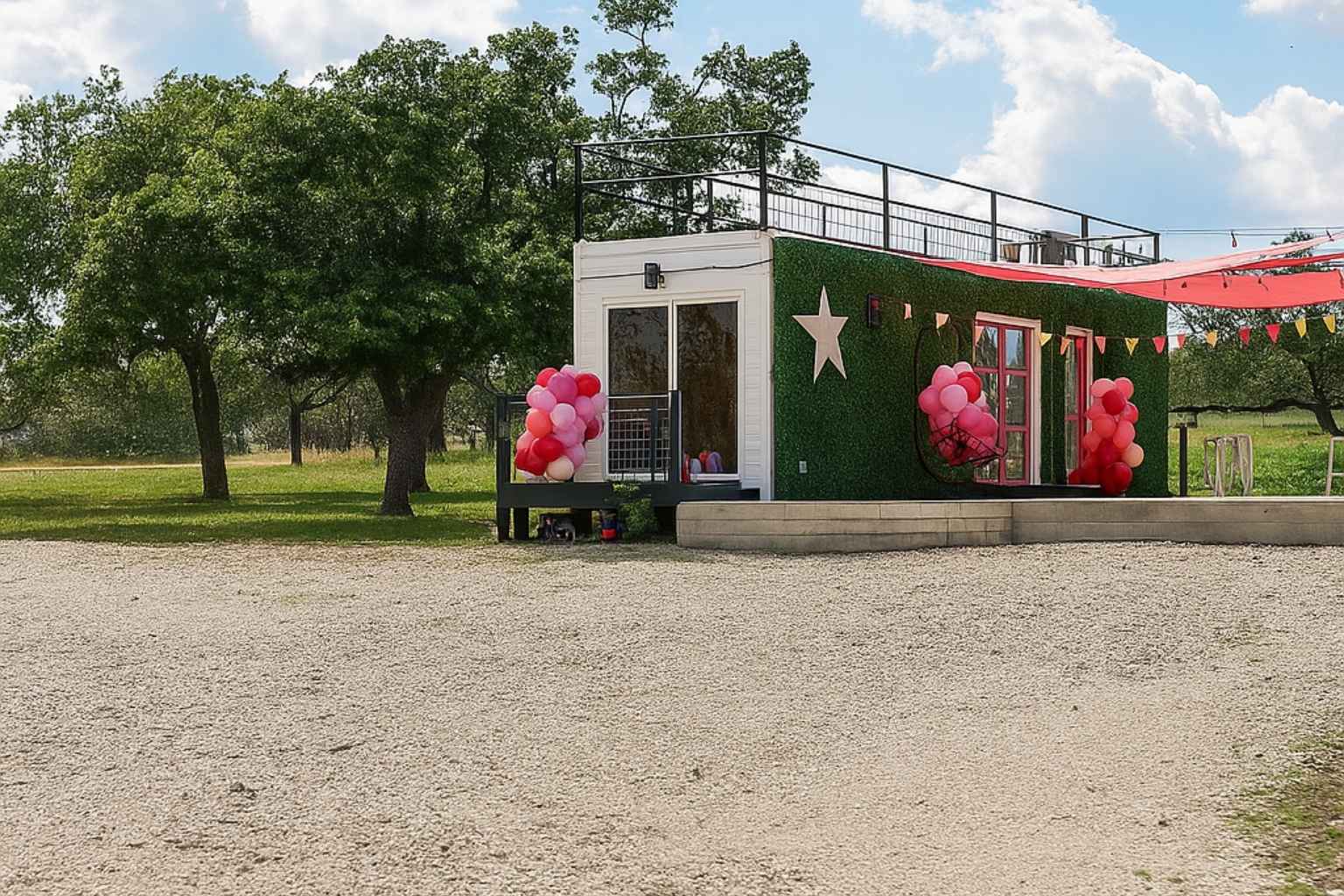 Best Airbnb To Stay At For Bachelorette Parties In Fredericksburg Texas Best Vacation Rentals to Stay at for Bachelorette Parties in Fredericksburg Texas