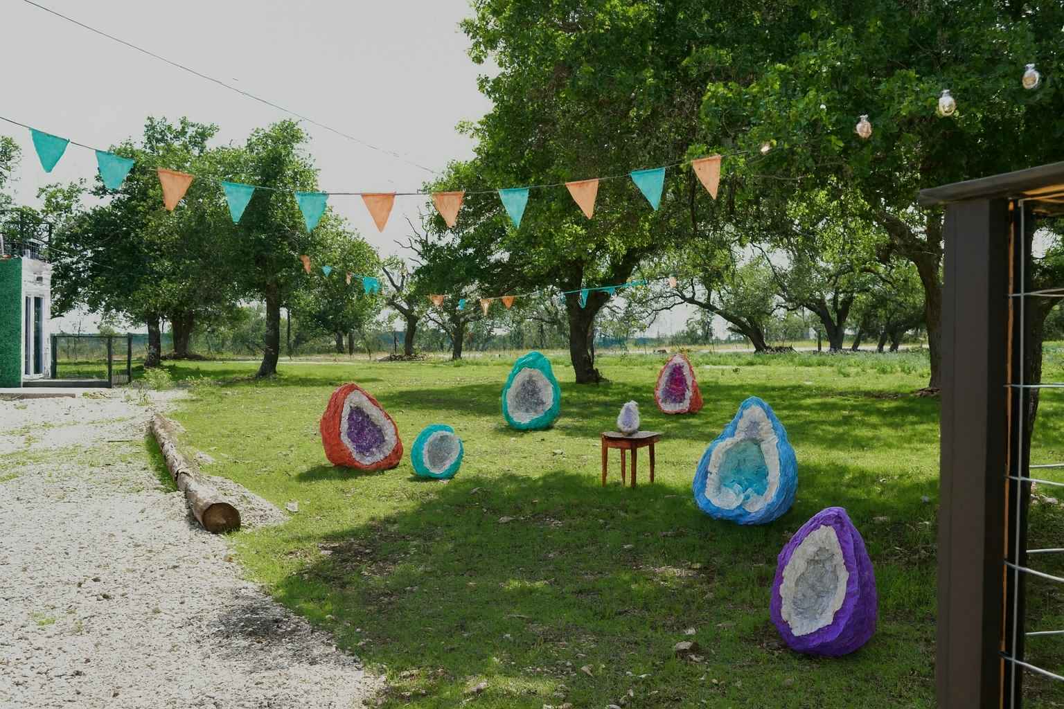 Best Airbnb To Stay At For Gem & Mineral Show Top Airbnbs to Stay at for Gem & Mineral Show